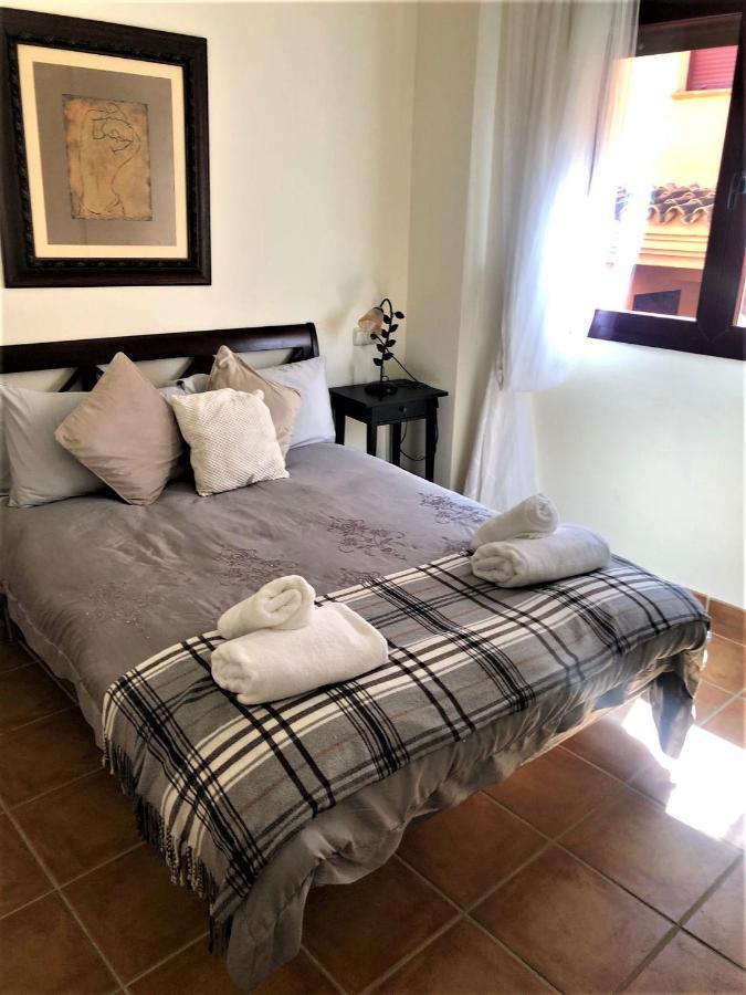 Elegant 2Br Apartment Puerto Banus Marbella Just 12 Minutes Away By G00Giemaps Estepona Exterior foto